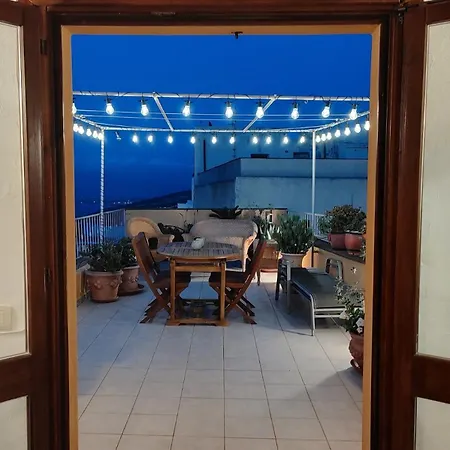 Διαμέρισμα La Terrazza Sul Mare Ai Piedi Del Castello *